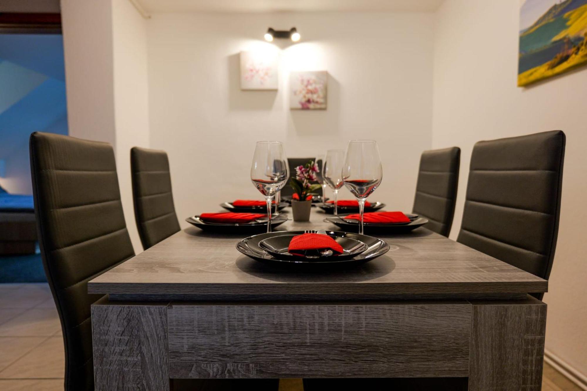 Transylvanian Hideaway Apartment Сибиу Экстерьер фото